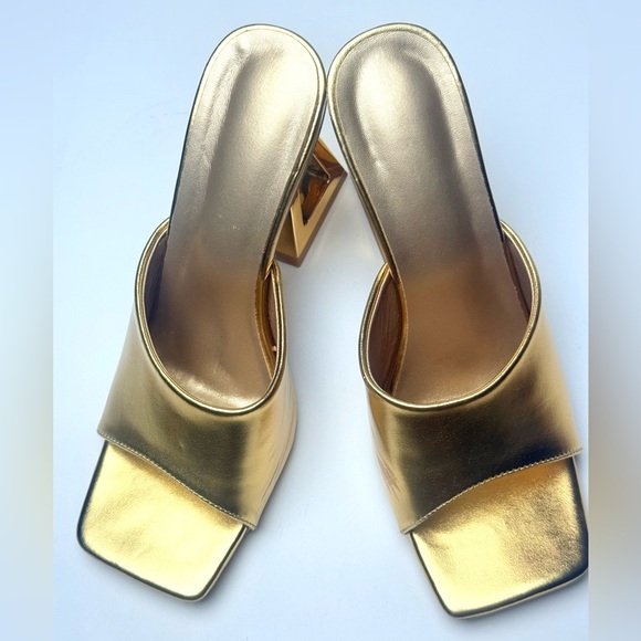 Gold Triangle Heels Women’s Size 10 / 10.5 Metallic Dress Pumps - Picture 12 of 16